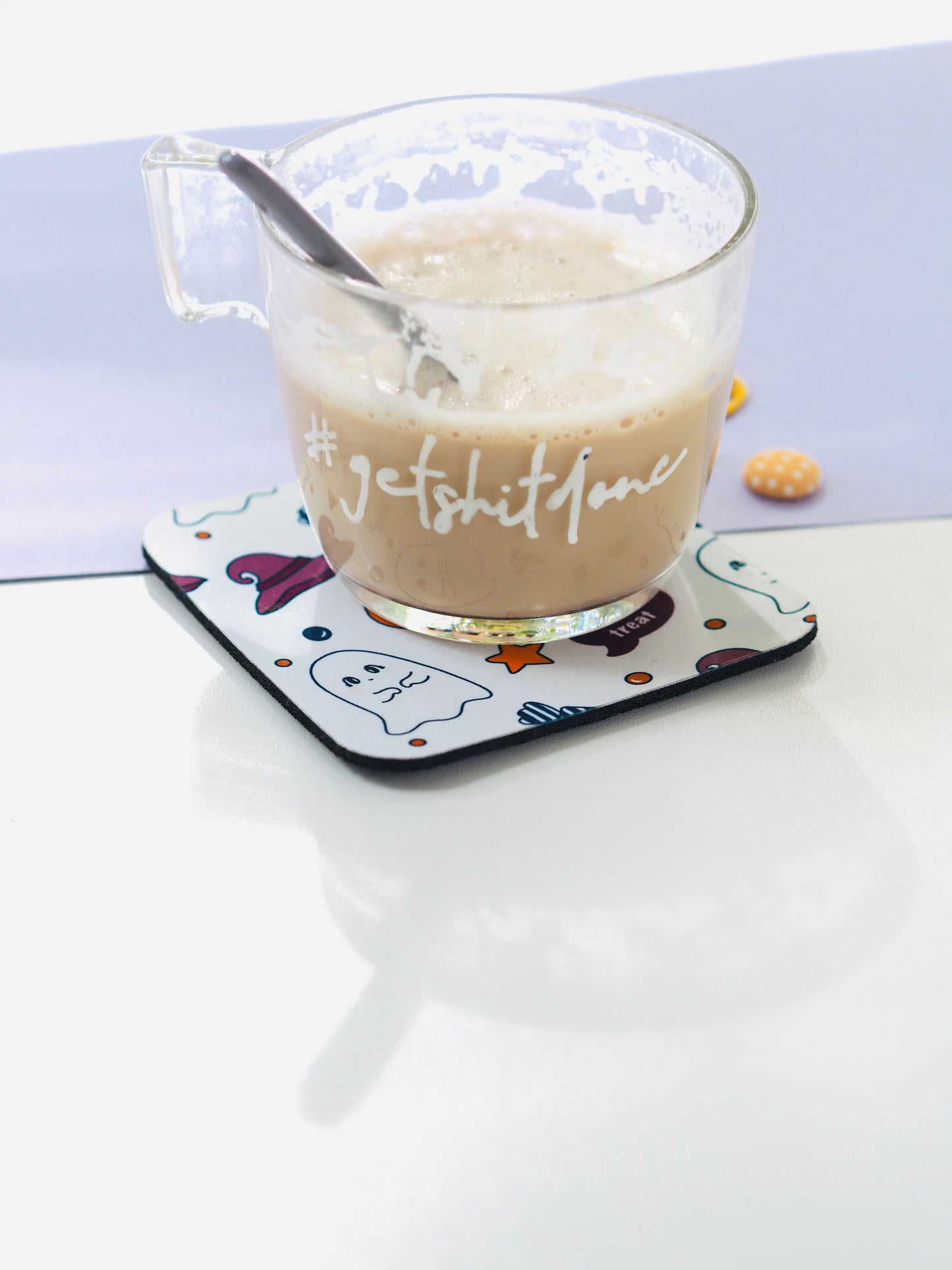 Szellemes poháralátét (II.)