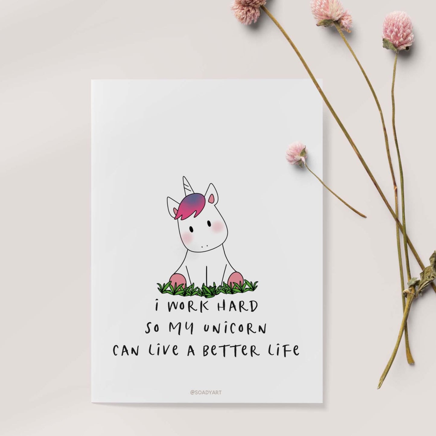 "Work Hard" unikornisos print