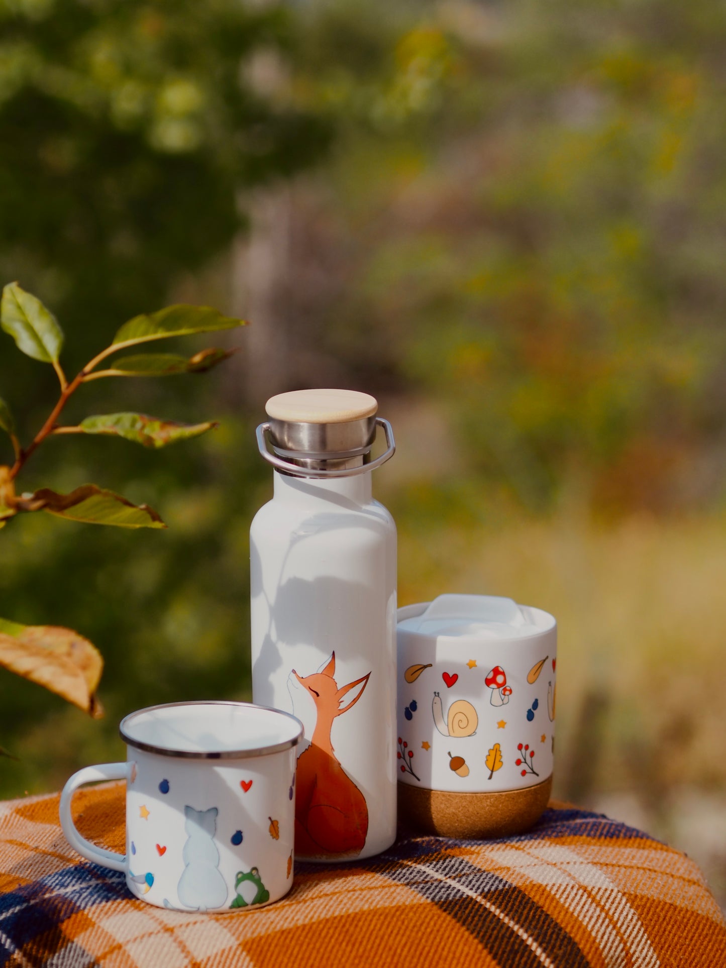 ELŐRENDELHETŐ - Zománcozott fém bögre