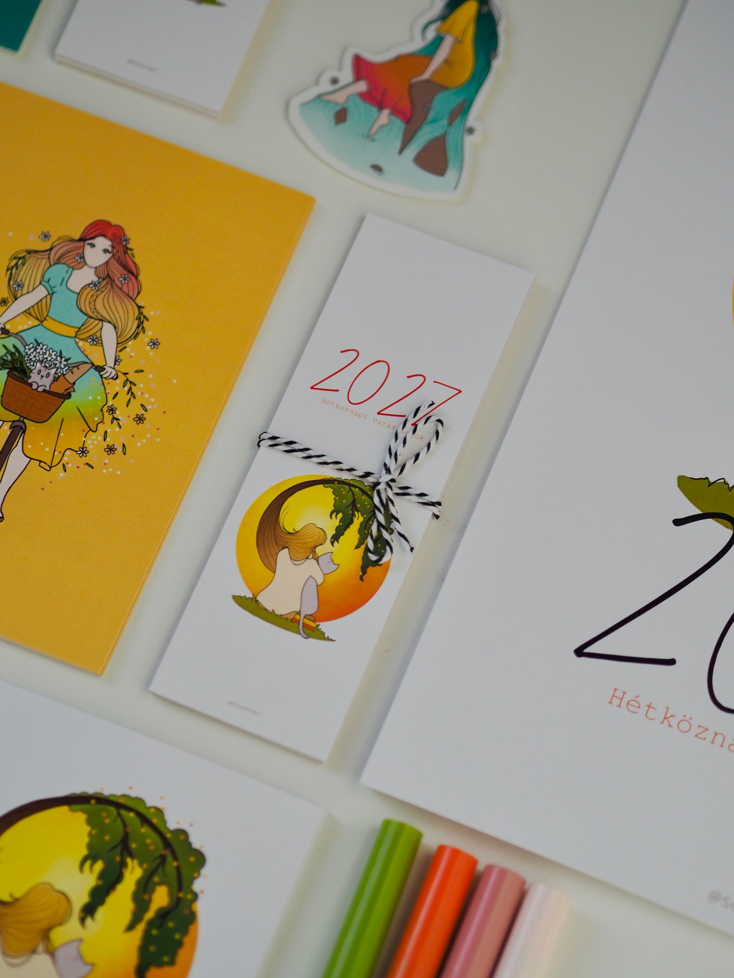 ELŐRENDELHETŐ - 2027-es könyvjelző naptár