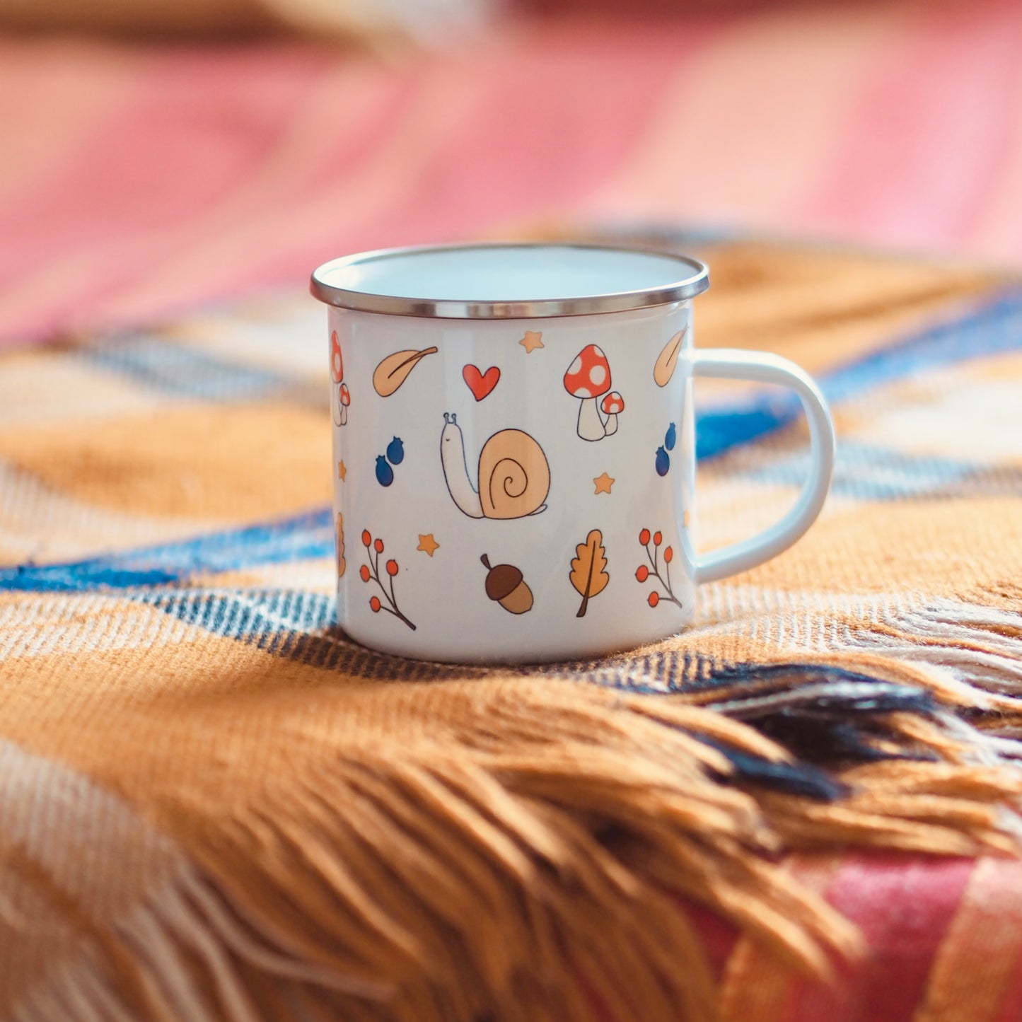 ELŐRENDELHETŐ - Zománcozott fém bögre