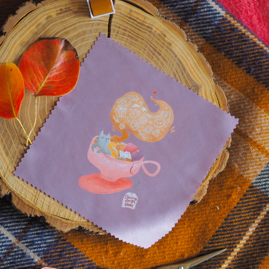 Csészényi szemüveg törlőkendő